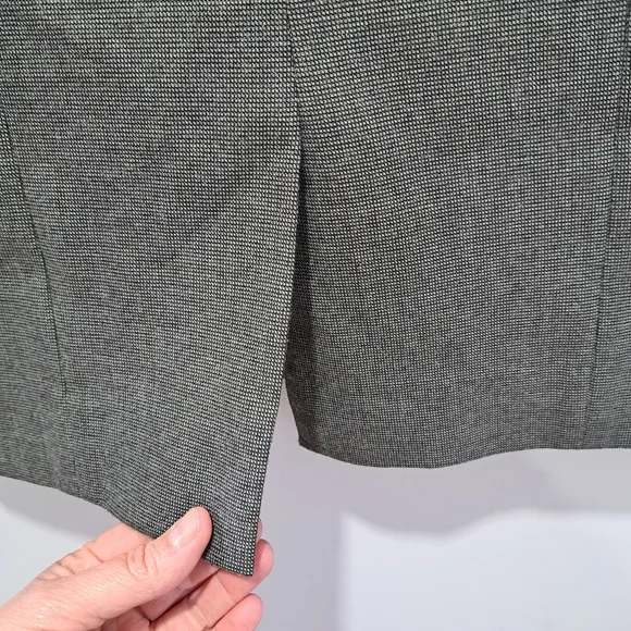 Le Chateau Gray Classic Corporate Minimalist Retro Pencil Skirt Womens 5/6 - Picture 6 of 10
